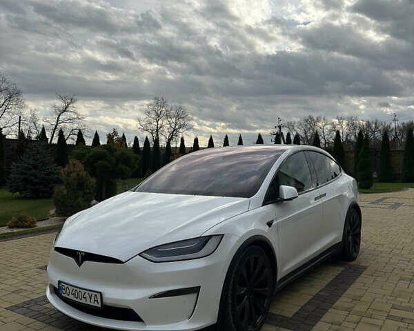 Белый Тесла Модель Х, объемом двигателя 0 л и пробегом 30 тыс. км за 63000 $, фото 2 на Automoto.ua