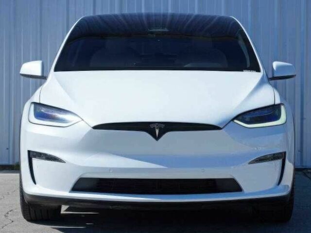 Белый Тесла Модель Х, объемом двигателя 0 л и пробегом 45 тыс. км за 21200 $, фото 1 на Automoto.ua