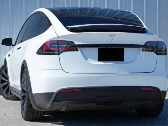 Белый Тесла Модель Х, объемом двигателя 0 л и пробегом 45 тыс. км за 21200 $, фото 4 на Automoto.ua