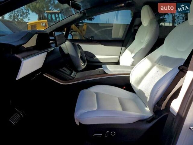 Білий Тесла Модель Х, об'ємом двигуна 0 л та пробігом 30 тис. км за 21000 $, фото 6 на Automoto.ua