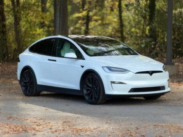 Белый Тесла Модель Х, объемом двигателя 0 л и пробегом 14 тыс. км за 19500 $, фото 2 на Automoto.ua