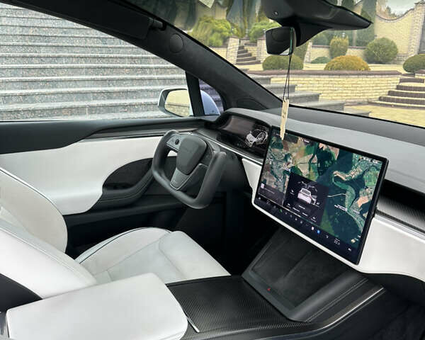 Белый Тесла Модель Х, объемом двигателя 0 л и пробегом 30 тыс. км за 63000 $, фото 17 на Automoto.ua