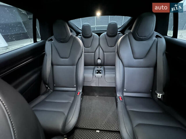 Белый Тесла Модель Х, объемом двигателя 0 л и пробегом 42 тыс. км за 42900 $, фото 28 на Automoto.ua