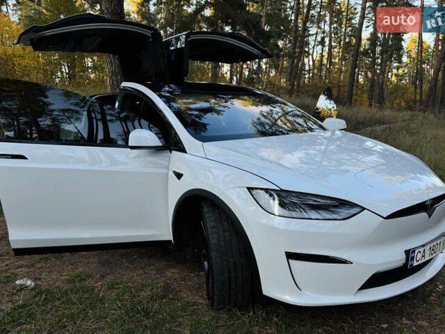 Білий Тесла Модель Х, об'ємом двигуна 0 л та пробігом 14 тис. км за 57000 $, фото 19 на Automoto.ua