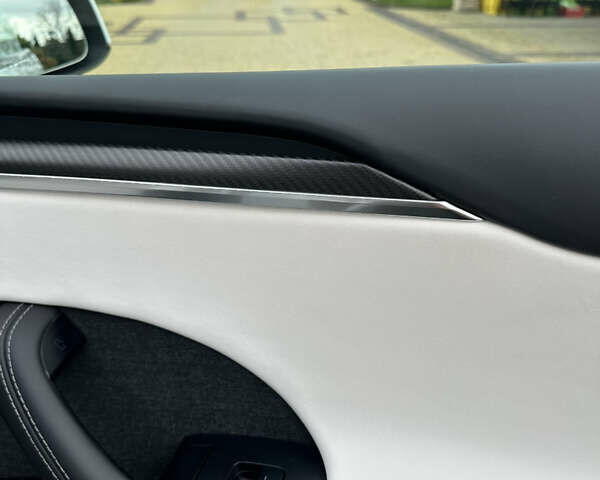 Белый Тесла Модель Х, объемом двигателя 0 л и пробегом 30 тыс. км за 63000 $, фото 7 на Automoto.ua