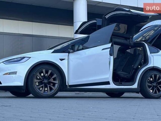 Білий Тесла Модель Х, об'ємом двигуна 0 л та пробігом 51 тис. км за 39500 $, фото 12 на Automoto.ua