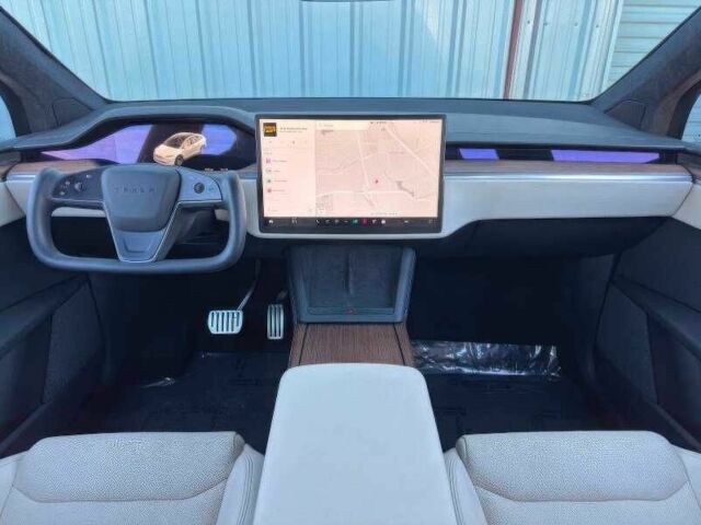 Белый Тесла Модель Х, объемом двигателя 0 л и пробегом 45 тыс. км за 21200 $, фото 10 на Automoto.ua