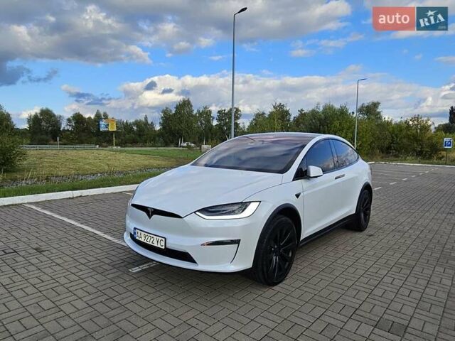 Белый Тесла Модель Х, объемом двигателя 0 л и пробегом 113 тыс. км за 45999 $, фото 14 на Automoto.ua