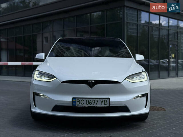 Білий Тесла Модель Х, об'ємом двигуна 0 л та пробігом 18 тис. км за 48500 $, фото 3 на Automoto.ua