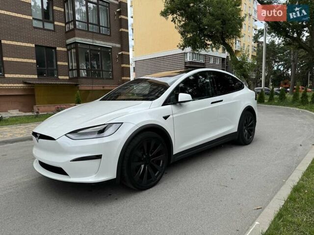 Білий Тесла Модель Х, об'ємом двигуна 0 л та пробігом 43 тис. км за 63500 $, фото 5 на Automoto.ua