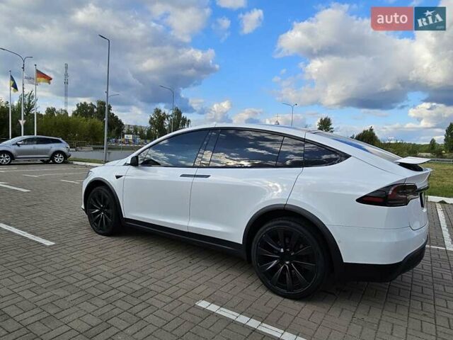 Белый Тесла Модель Х, объемом двигателя 0 л и пробегом 113 тыс. км за 45999 $, фото 11 на Automoto.ua