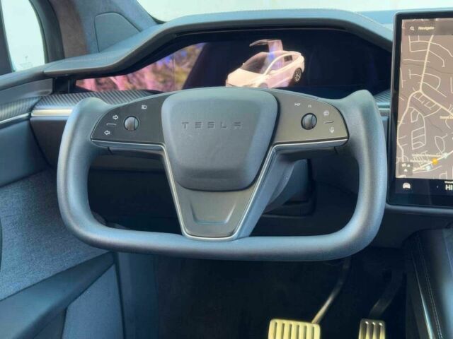 Белый Тесла Модель Х, объемом двигателя 0 л и пробегом 27 тыс. км за 31800 $, фото 4 на Automoto.ua