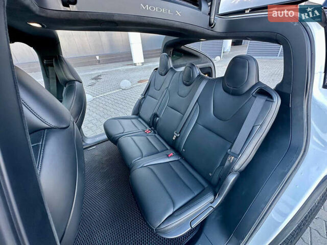 Белый Тесла Модель Х, объемом двигателя 0 л и пробегом 51 тыс. км за 39900 $, фото 27 на Automoto.ua