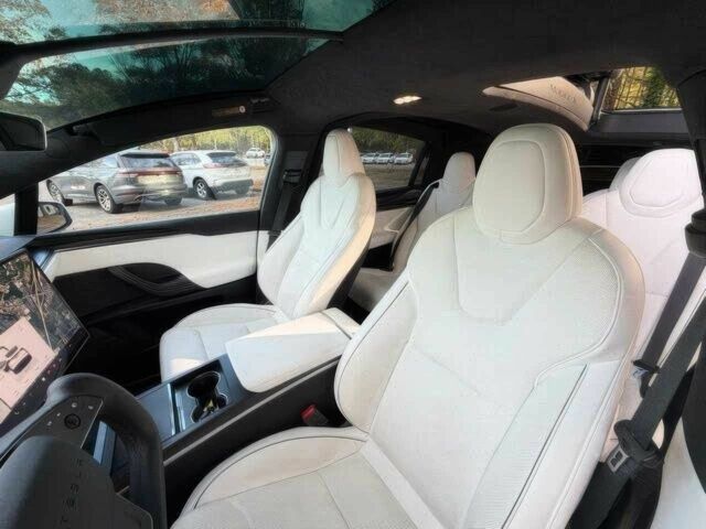 Белый Тесла Модель Х, объемом двигателя 0 л и пробегом 14 тыс. км за 19500 $, фото 8 на Automoto.ua