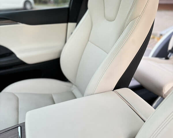 Тесла Модель Х 2022 в Виннице на Automoto.ua Белый Тесла Модель Х, объемом двигателя 0 л и пробегом 119 тыс. км за 48999 $, фото 50 на Automoto.ua