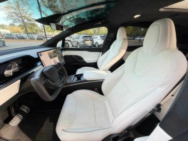 Белый Тесла Модель Х, объемом двигателя 0 л и пробегом 14 тыс. км за 19500 $, фото 11 на Automoto.ua