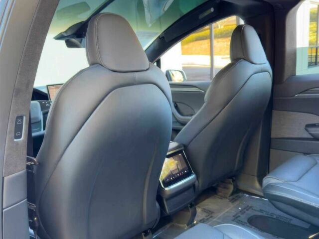 Белый Тесла Модель Х, объемом двигателя 0 л и пробегом 27 тыс. км за 31800 $, фото 8 на Automoto.ua