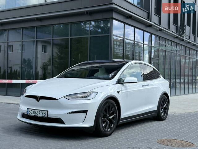 Білий Тесла Модель Х, об'ємом двигуна 0 л та пробігом 18 тис. км за 48500 $, фото 20 на Automoto.ua