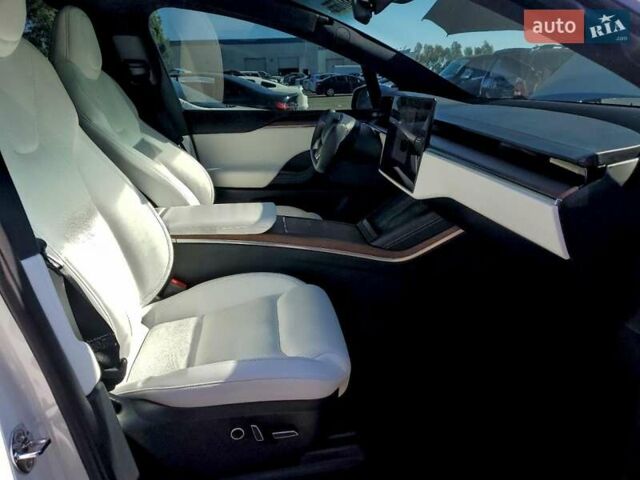 Білий Тесла Модель Х, об'ємом двигуна 0 л та пробігом 30 тис. км за 21000 $, фото 10 на Automoto.ua