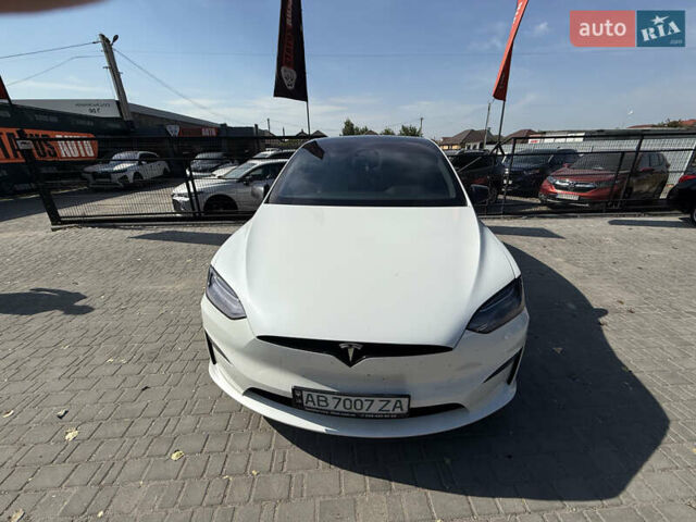Белый Тесла Модель Х, объемом двигателя 0 л и пробегом 110 тыс. км за 49500 $, фото 5 на Automoto.ua