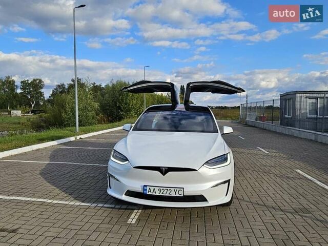 Белый Тесла Модель Х, объемом двигателя 0 л и пробегом 113 тыс. км за 45999 $, фото 18 на Automoto.ua
