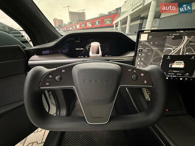 Белый Тесла Модель Х, объемом двигателя 0 л и пробегом 42 тыс. км за 42900 $, фото 22 на Automoto.ua