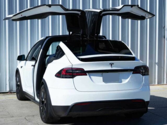 Тесла Модель Х 2022 у Дніпро (Дніпропетровську) на Automoto.ua Білий Тесла Модель Х, об'ємом двигуна 0 л та пробігом 28 тис. км за 10200 $, фото 5 на Automoto.ua