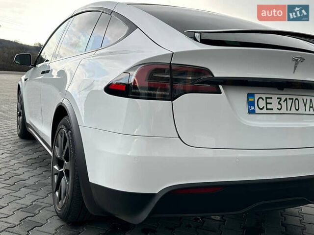 Белый Тесла Модель Х, объемом двигателя 0 л и пробегом 32 тыс. км за 49500 $, фото 2 на Automoto.ua