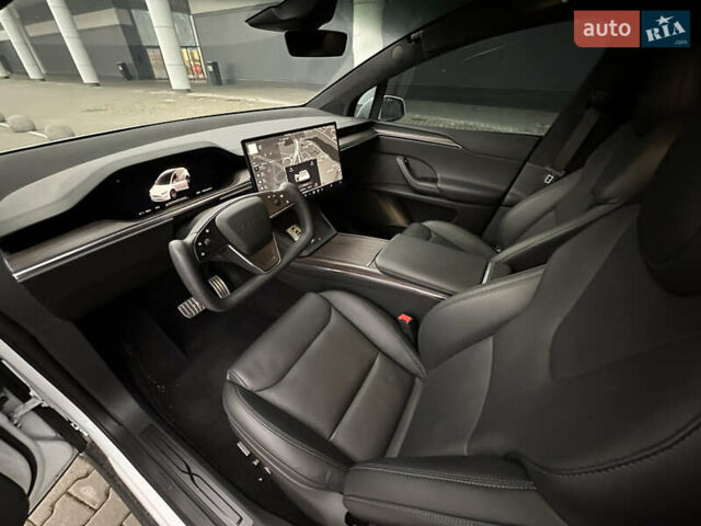 Белый Тесла Модель Х, объемом двигателя 0 л и пробегом 42 тыс. км за 42900 $, фото 25 на Automoto.ua