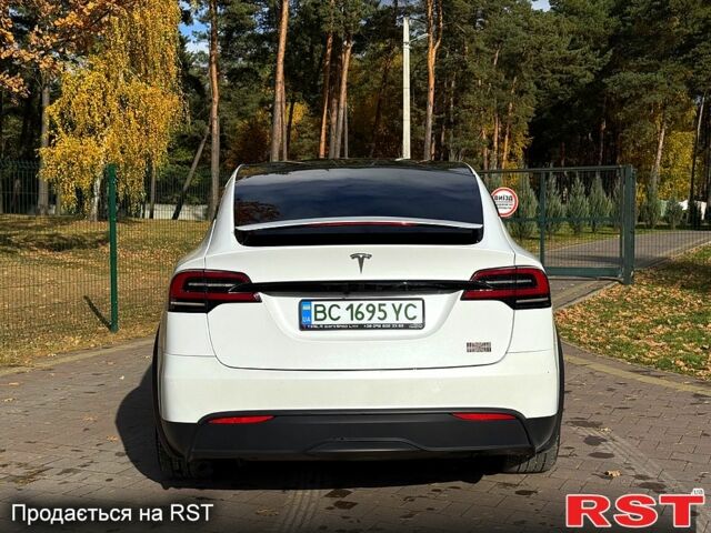 Білий Тесла Модель Х, об'ємом двигуна 0.67 л та пробігом 60 тис. км за 42000 $, фото 4 на Automoto.ua
