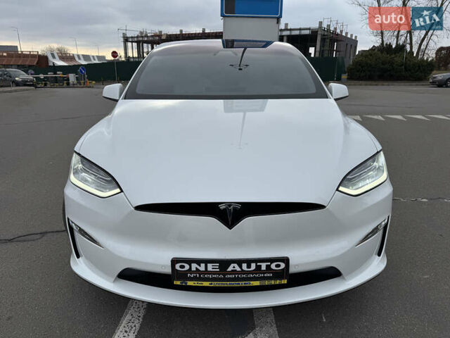 Белый Тесла Модель Х, объемом двигателя 0 л и пробегом 6 тыс. км за 54990 $, фото 3 на Automoto.ua