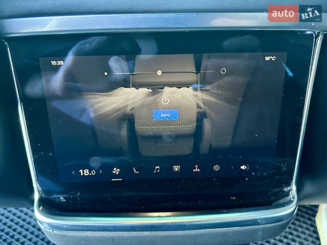 Белый Тесла Модель Х, объемом двигателя 0 л и пробегом 51 тыс. км за 39900 $, фото 28 на Automoto.ua