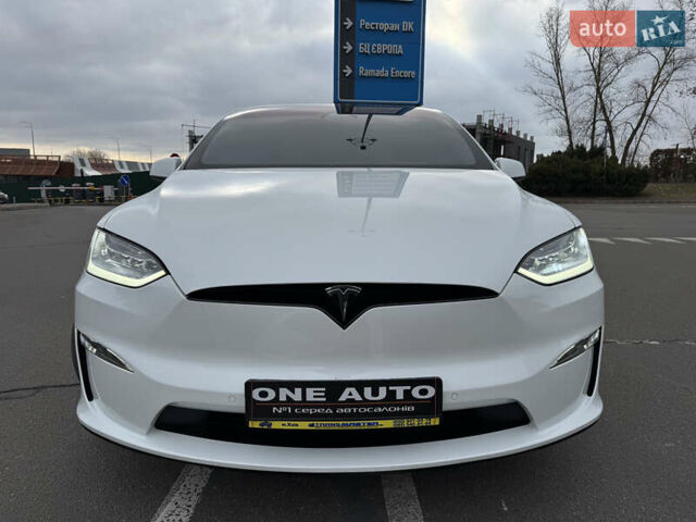 Белый Тесла Модель Х, объемом двигателя 0 л и пробегом 6 тыс. км за 54990 $, фото 2 на Automoto.ua