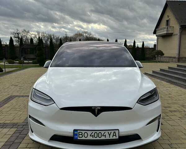 Белый Тесла Модель Х, объемом двигателя 0 л и пробегом 30 тыс. км за 63000 $, фото 18 на Automoto.ua