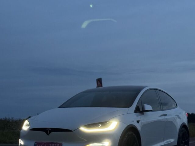 Білий Тесла Модель Х, об'ємом двигуна 0 л та пробігом 87 тис. км за 46000 $, фото 18 на Automoto.ua