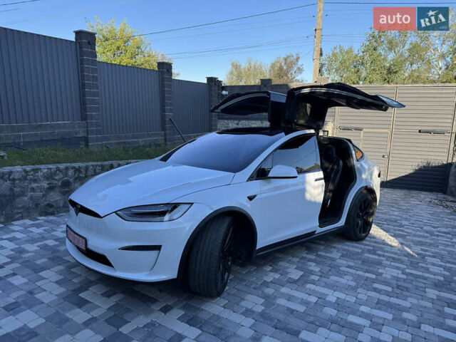 Белый Тесла Модель Х, объемом двигателя 0 л и пробегом 64 тыс. км за 57000 $, фото 15 на Automoto.ua