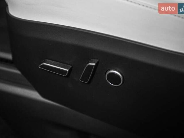 Білий Тесла Модель Х, об'ємом двигуна 0 л та пробігом 25 тис. км за 55900 $, фото 36 на Automoto.ua