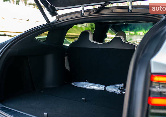 Білий Тесла Модель Х, об'ємом двигуна 0 л та пробігом 54 тис. км за 69000 $, фото 27 на Automoto.ua