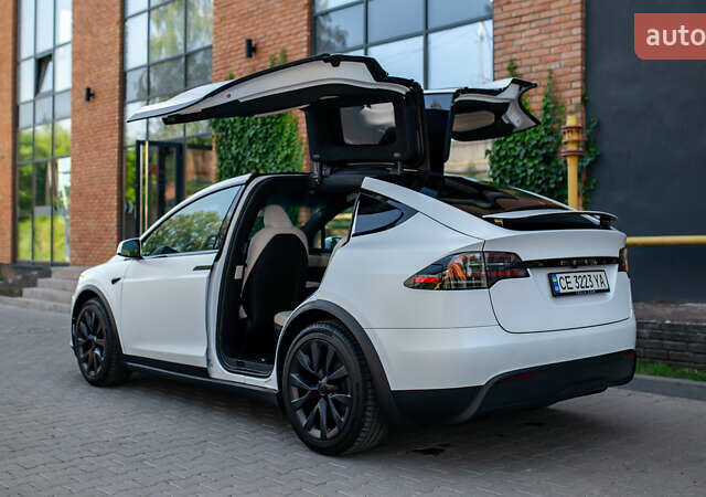 Білий Тесла Модель Х, об'ємом двигуна 0 л та пробігом 54 тис. км за 69000 $, фото 43 на Automoto.ua