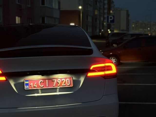 Білий Тесла Модель Х, об'ємом двигуна 0 л та пробігом 87 тис. км за 46000 $, фото 20 на Automoto.ua