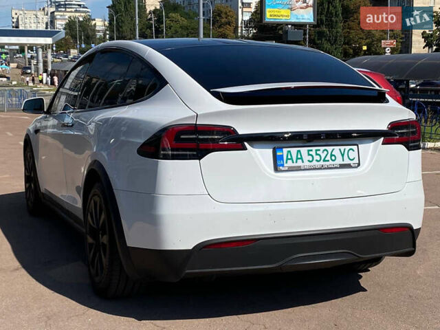 Білий Тесла Модель Х, об'ємом двигуна 0 л та пробігом 45 тис. км за 51900 $, фото 4 на Automoto.ua
