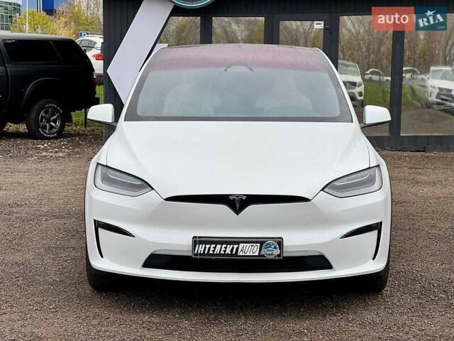 Белый Тесла Модель Х, объемом двигателя 0 л и пробегом 31 тыс. км за 68000 $, фото 12 на Automoto.ua