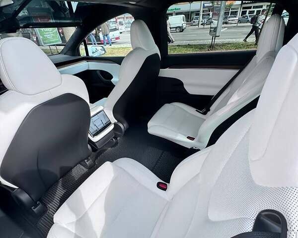 Белый Тесла Модель Х, объемом двигателя 0 л и пробегом 22 тыс. км за 65000 $, фото 20 на Automoto.ua