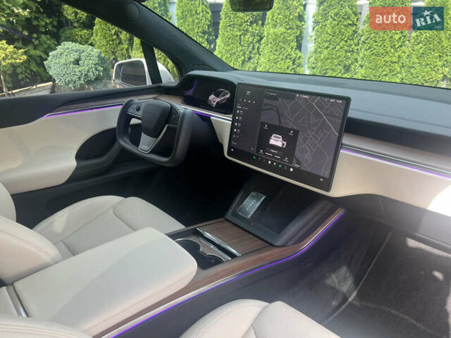 Белый Тесла Модель Х, объемом двигателя 0 л и пробегом 20 тыс. км за 48300 $, фото 41 на Automoto.ua
