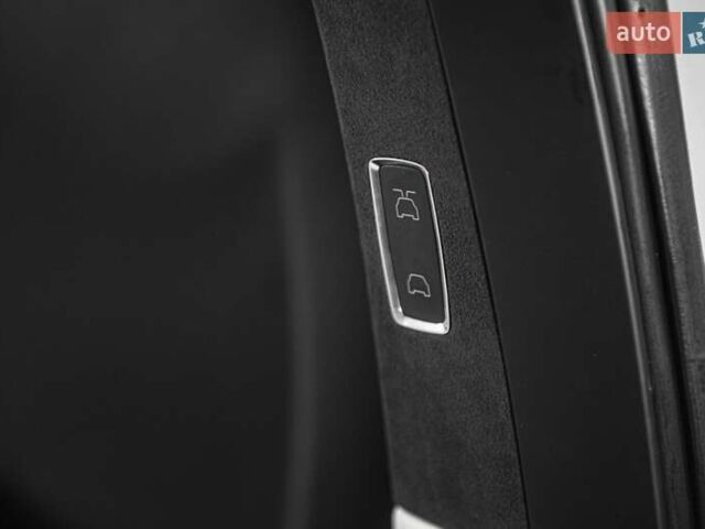 Білий Тесла Модель Х, об'ємом двигуна 0 л та пробігом 25 тис. км за 55900 $, фото 17 на Automoto.ua