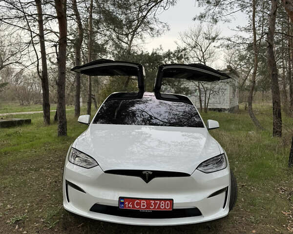 Білий Тесла Модель Х, об'ємом двигуна 0 л та пробігом 66 тис. км за 55800 $, фото 2 на Automoto.ua