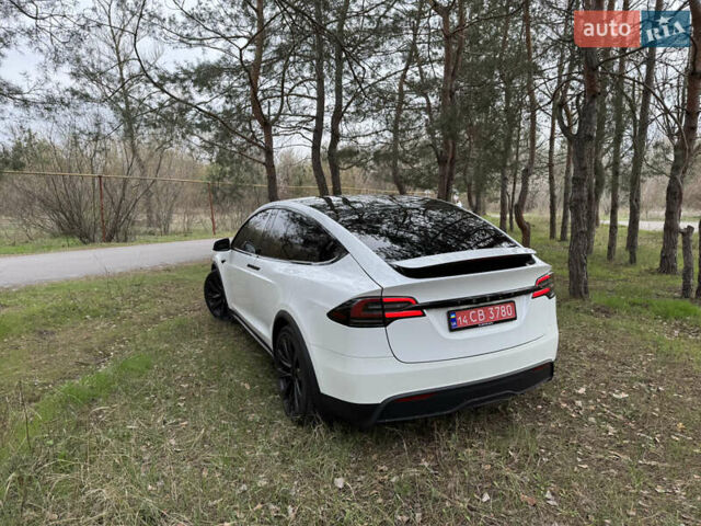 Білий Тесла Модель Х, об'ємом двигуна 0 л та пробігом 66 тис. км за 55800 $, фото 9 на Automoto.ua