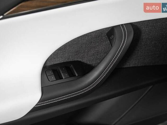 Білий Тесла Модель Х, об'ємом двигуна 0 л та пробігом 25 тис. км за 55900 $, фото 16 на Automoto.ua