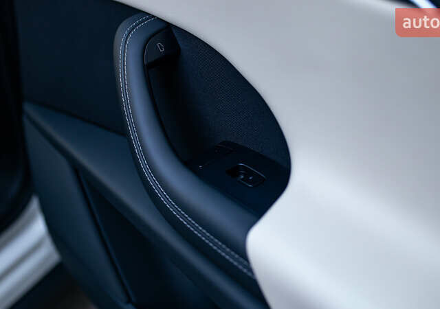 Білий Тесла Модель Х, об'ємом двигуна 0 л та пробігом 54 тис. км за 69000 $, фото 82 на Automoto.ua