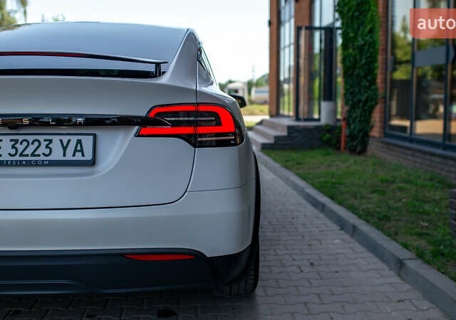 Білий Тесла Модель Х, об'ємом двигуна 0 л та пробігом 54 тис. км за 69000 $, фото 11 на Automoto.ua